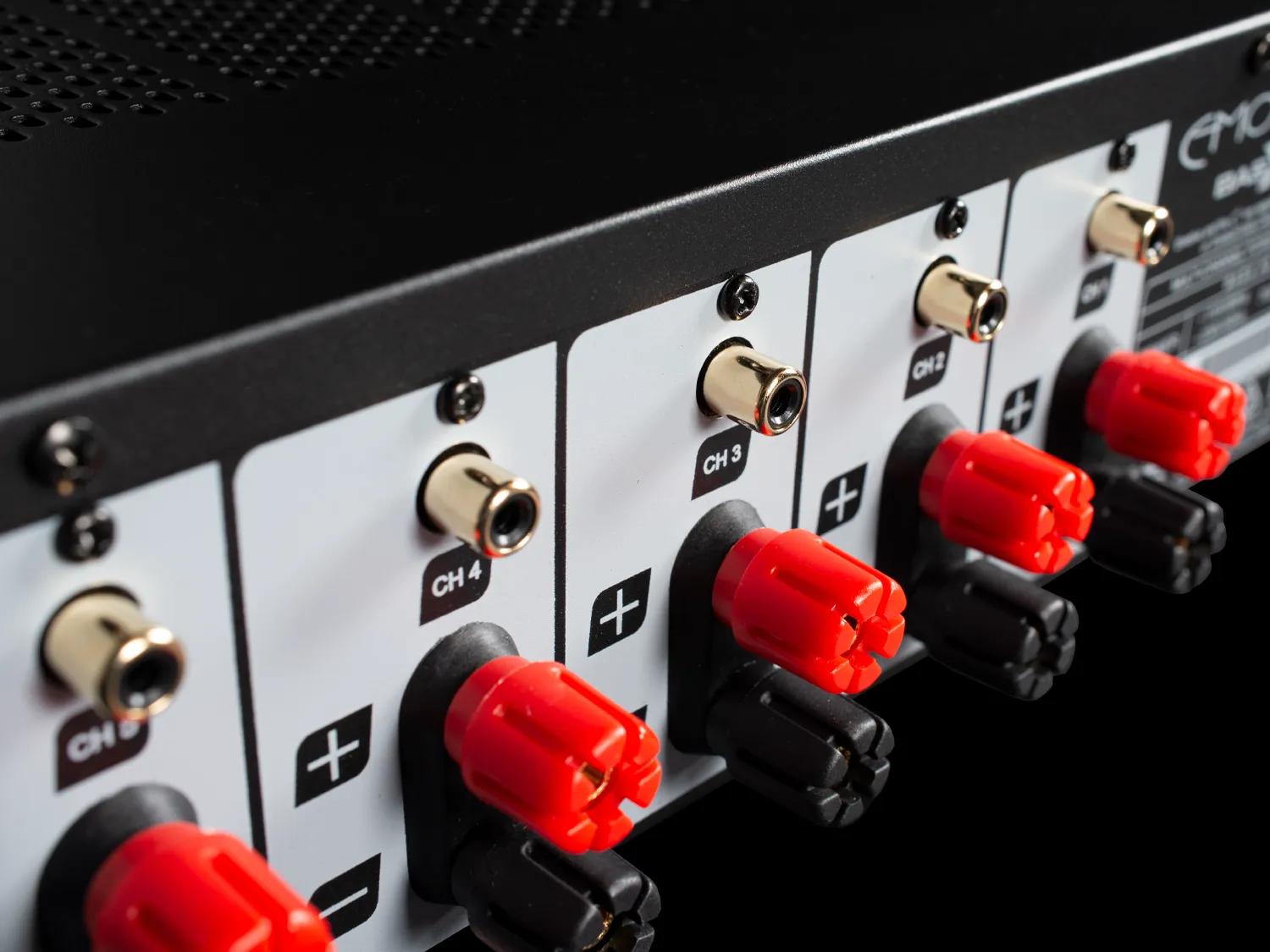 BasX A5 Five-Channel Power Amplifier