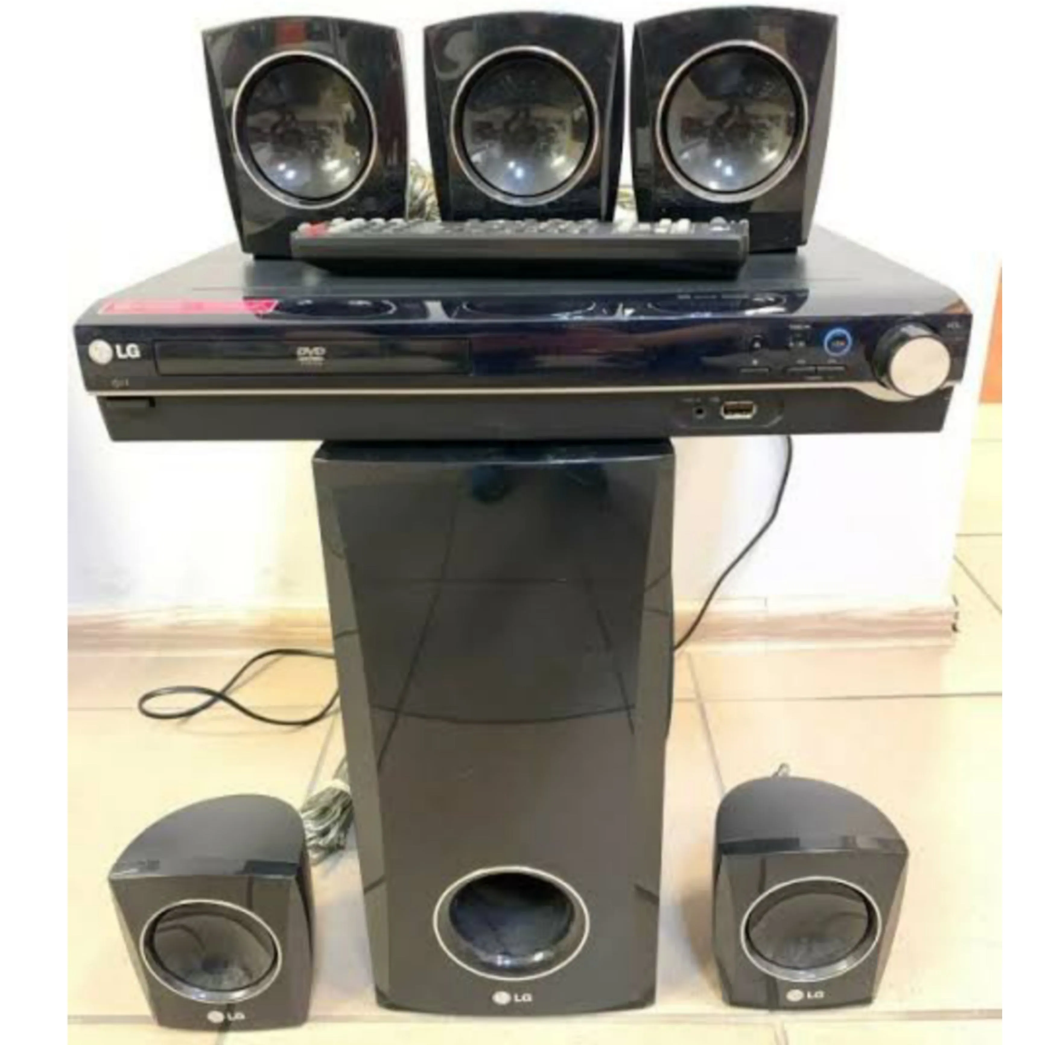 LG HT303SU 5.1Ch 300W DVD Home Theater System - Foreign Used