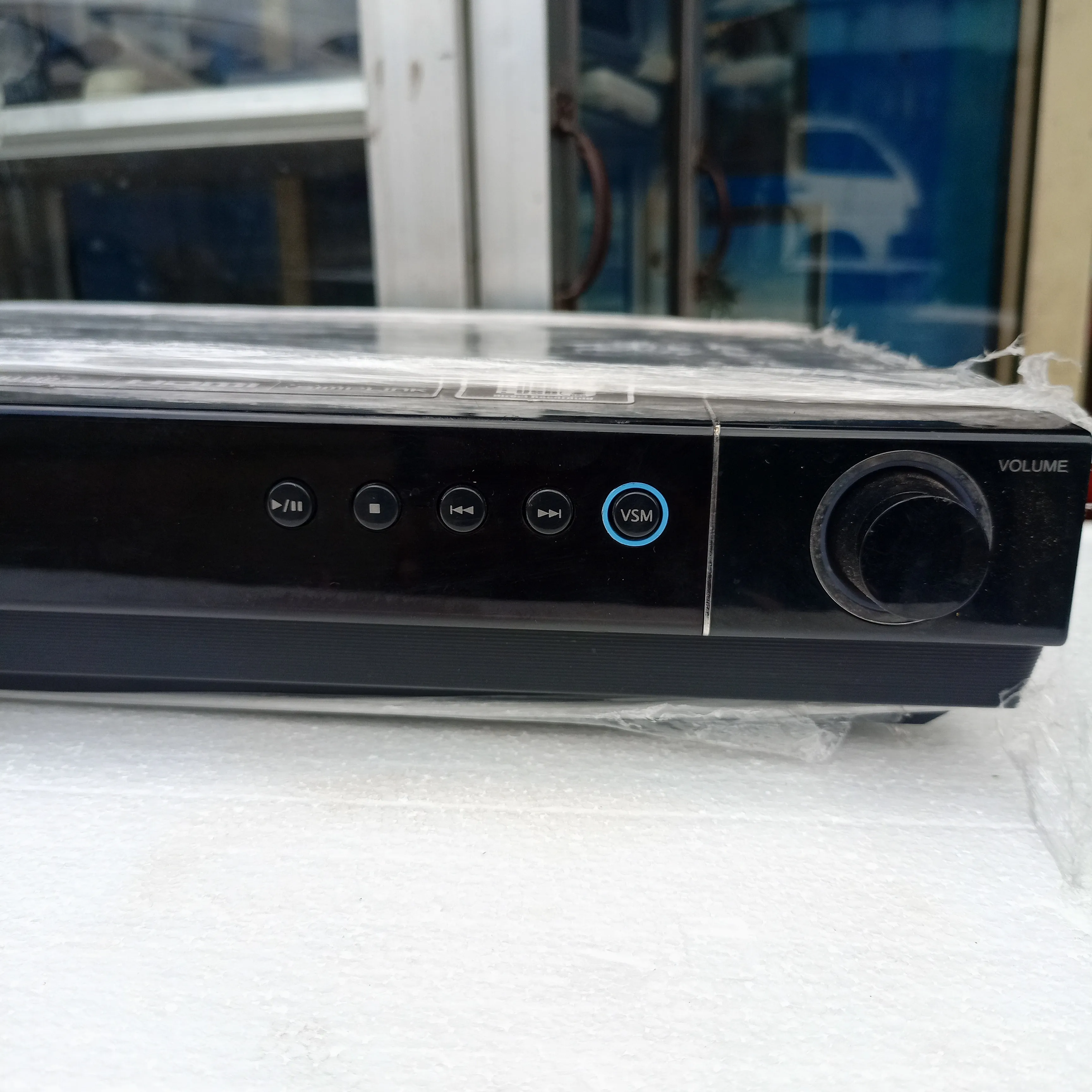 LG HT554 5.1Ch 500Watts DVD Home Theater Machine Head - London Used