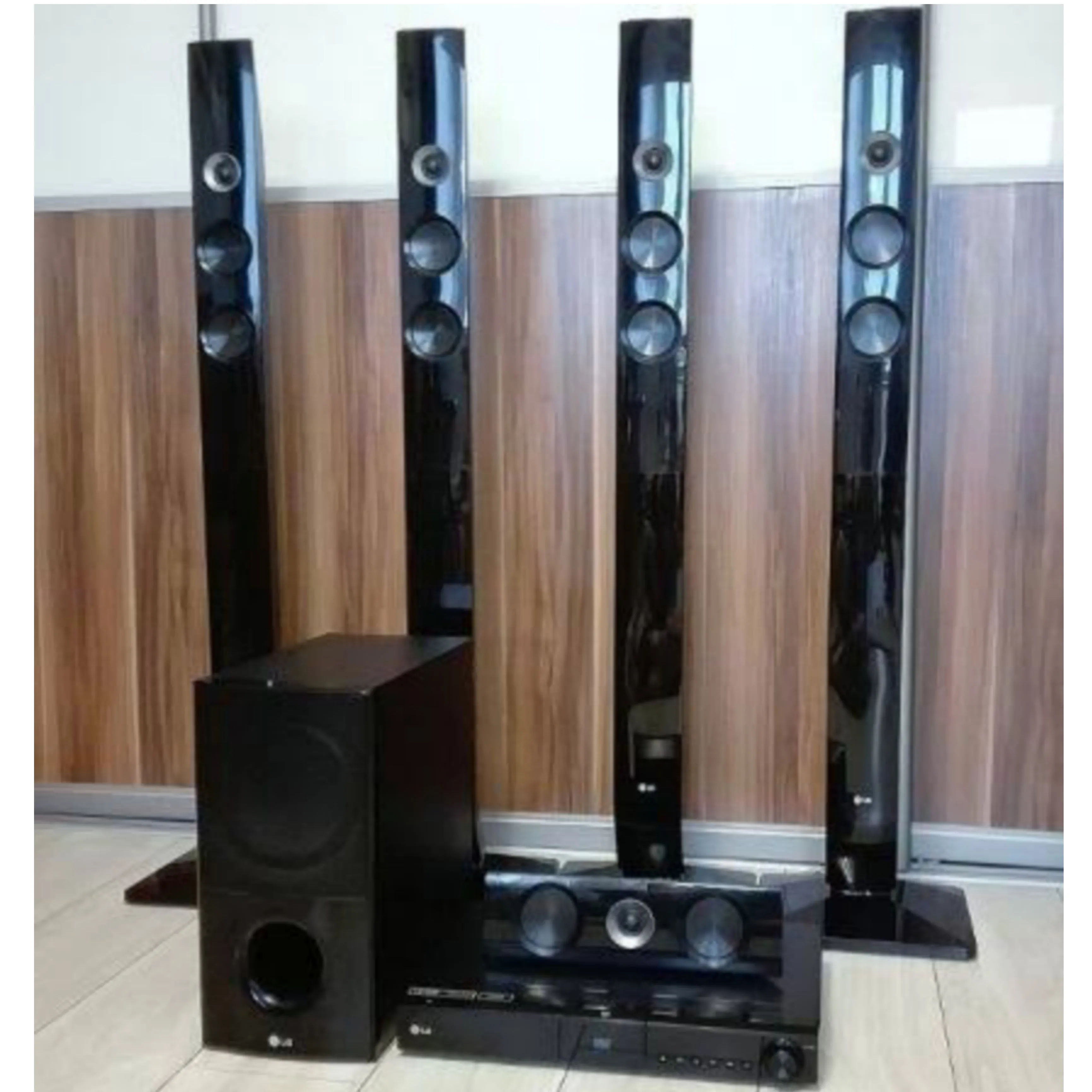 LG HT906TA 5.1Ch 1100W Tower Bluetooth DVD Home Theater System (USB, FM, Aux, Optical, HDMI Out) - Foreign Used